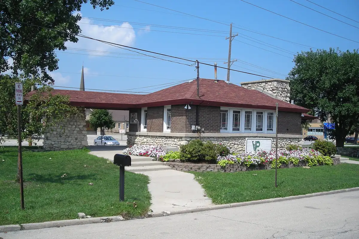 Ardmore Avenue Train Station in Villa Park, Illinois
